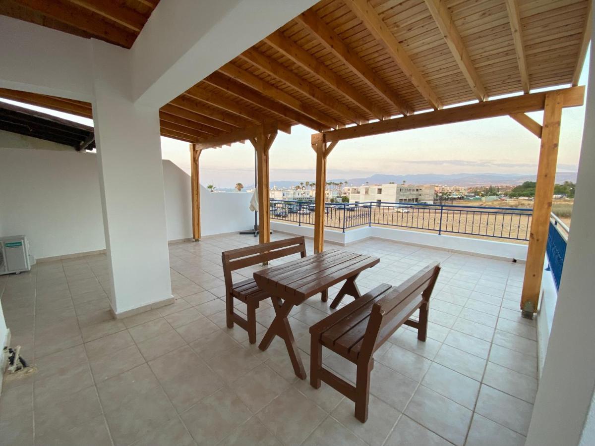 Galtheo Apartment Lachi Exterior photo